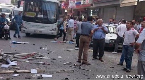 HDP’nin Diyarbakır mitinginde patlama meydana geldi