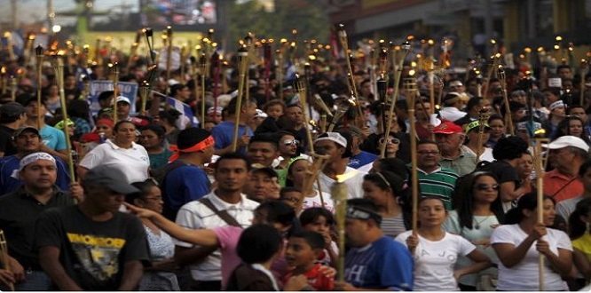 Honduras halkı, ABD destekli hükümeti protesto etmeye devam ediyor