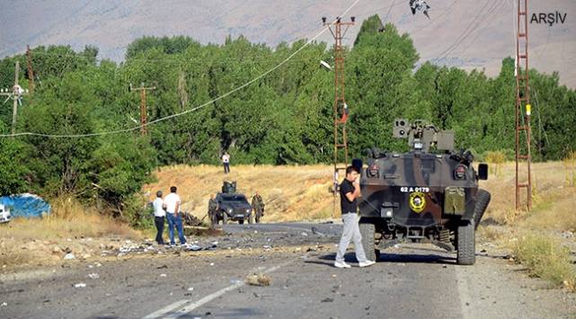 Tunceli’de zırhlı araca silahlı saldırı