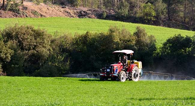 Karasal alanın yüzde kaçı tarım alanı?