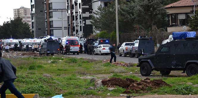 Diyarbakır’da terör saldırısı: 7 şehit, 27 yaralı