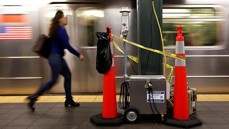 New York şehri metrosuna gaz enjekte edildi