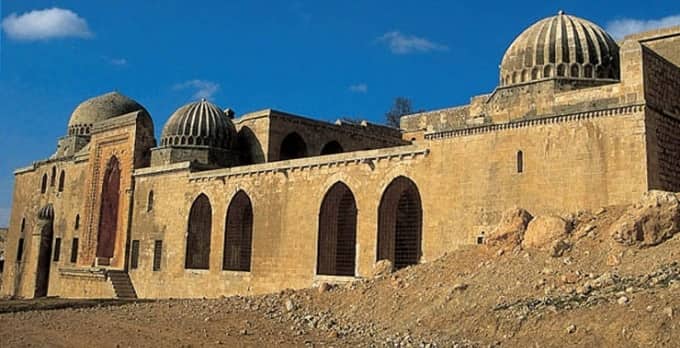 Mardin’de bulunan 900 yıllık Medrese bakımsızlıktan çöktü