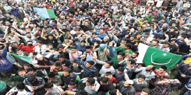 Keşmir halkı, Siyonist ve Büyük şeytan ABD’yi protesto etti