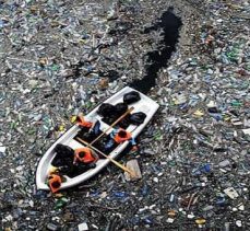 Coca Cola’nın plastik şişelerinin okyanuslara zararı ‘şok edici boyutlarda’