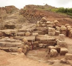 2 bin 300 yıllık Kurul Kalesi’nin yüzde 30’u gün ışığına kavuştu