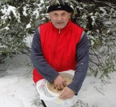 Günün adamı! Ormana yem bırakarak yaban hayatı korumaya çalışan Maraş’lı dayı