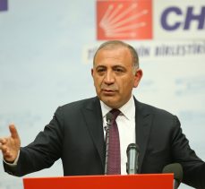 CHP Milletvekili Gürsel Tekin: Geçen yıl İstanbul’da 580 bin evin suyu, 493 bin evin ise doğalgazı kesildi