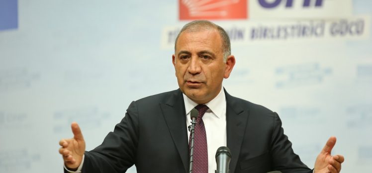 CHP Milletvekili Gürsel Tekin: Geçen yıl İstanbul’da 580 bin evin suyu, 493 bin evin ise doğalgazı kesildi