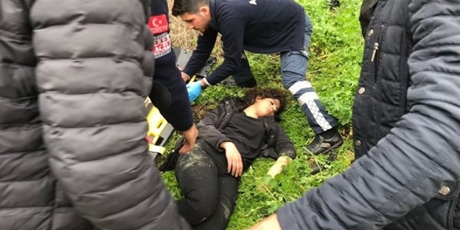 Babasının düşüp öldüğü kaleyi görmek isterken kendisi de düştü