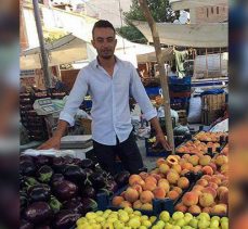 Borçları nedeniyle bunalıma giren pazarcı kendini astı