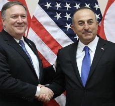 Çavuşoğlu: Türkiye’de darbe yapan bir kişinin Amerika’da bulunması bizi üzüyor