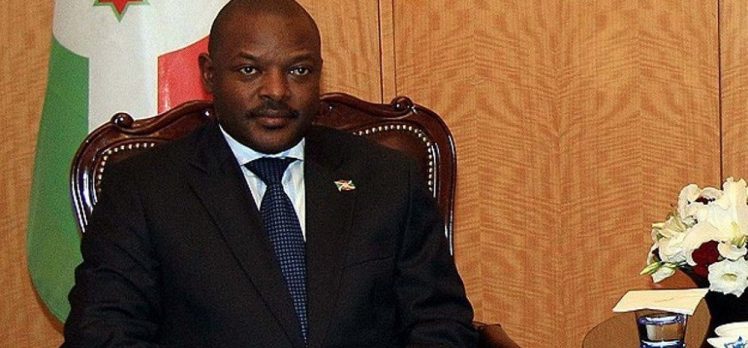 Burundi’de devlet başkanının fotoğrafını boyayan ilkokul öğrencileri eğitim hayatından men edildi