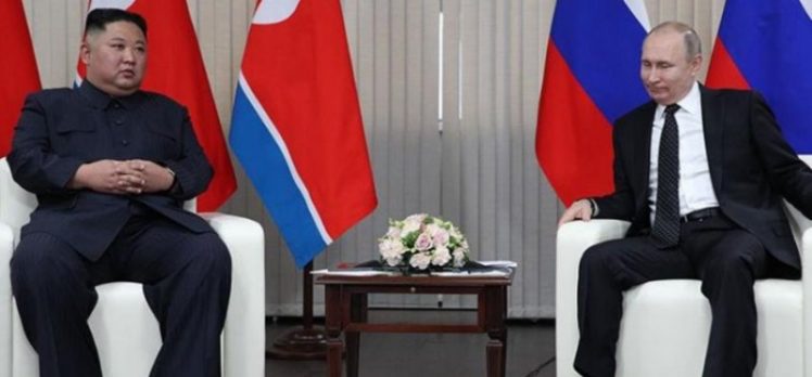 Putin Kuzey Kore Lideri Kim Jung Un’la Görüştü