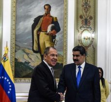 Lavrov, Venezüella Devlet Başkanı Maduro ile görüştü