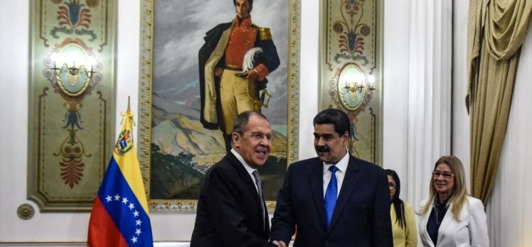 Lavrov, Venezüella Devlet Başkanı Maduro ile görüştü