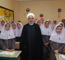 İran’da beyaz bölgelerde cami ve okullar açılıyor