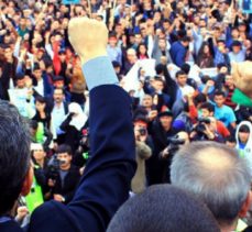 Bakü’de ABD karşıtı protesto eylemleri